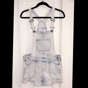 Hollister Jean Romper